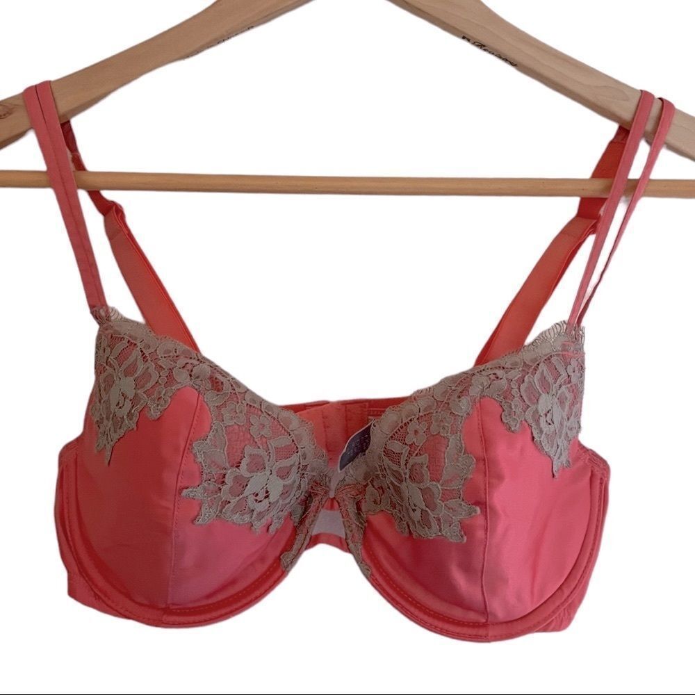 32D Victoria’s Secret Demi Bra Coral Satin & Taupe Lace EUC